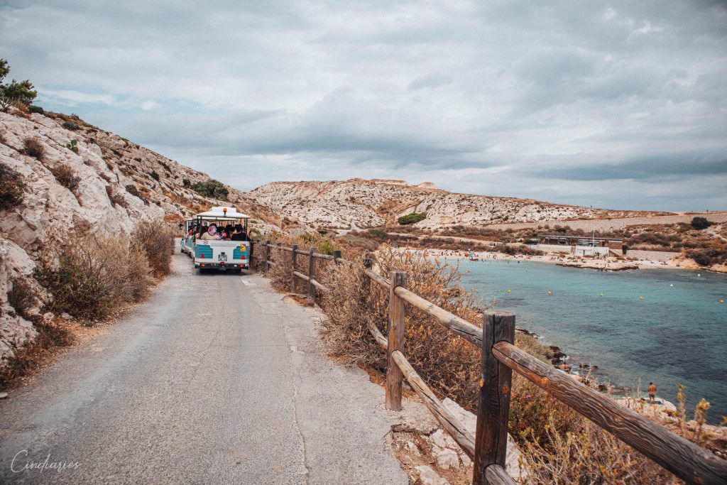 Petit train sur l'île du Frioul
