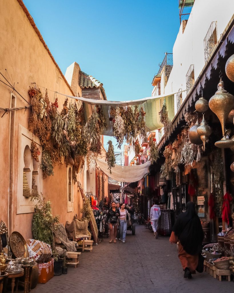 rue commerçante de la Medina