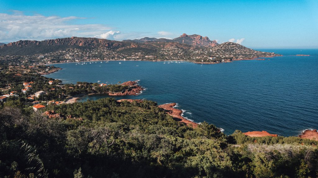 vue sur la baie d'Agay