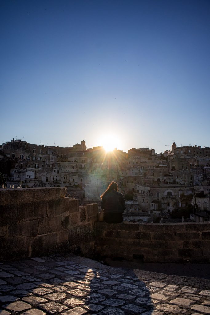coucher de soleil sur la Piazza Madonna de Idris